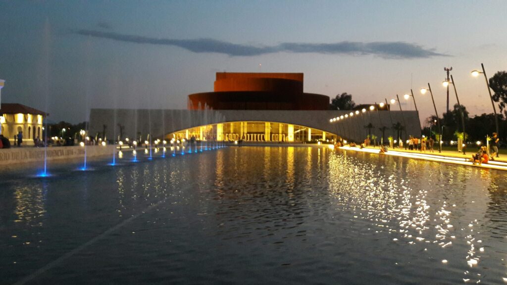 Junio llega con una nutrida agenda cultural al Teatro del Bicentenario