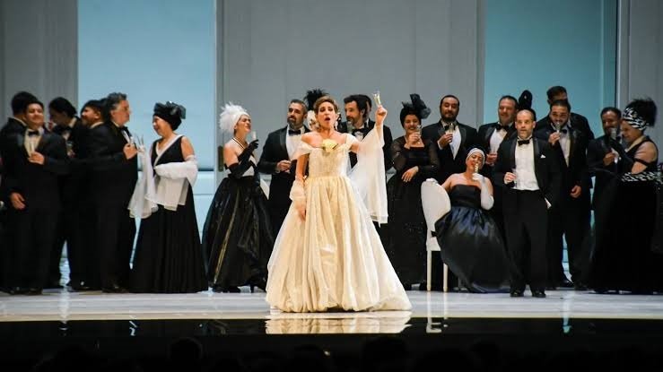 La Traviata vuelve para celebrar los 10 años del Teatro del Bicentenario